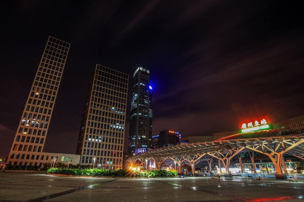 Lunkai International Hotel Гуанджоу Екстериор снимка