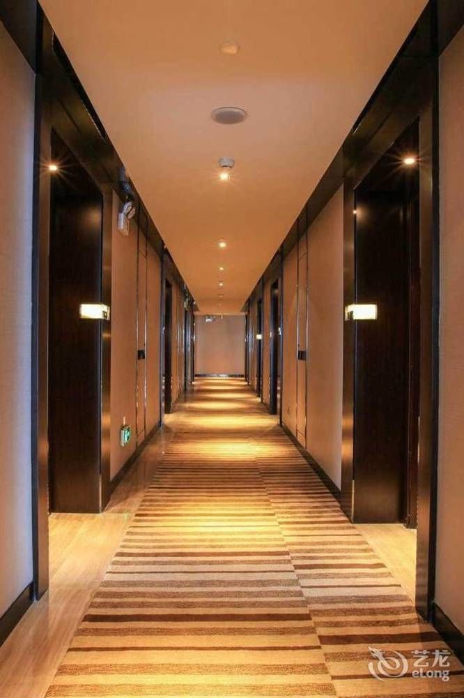 Lunkai International Hotel Гуанджоу Екстериор снимка